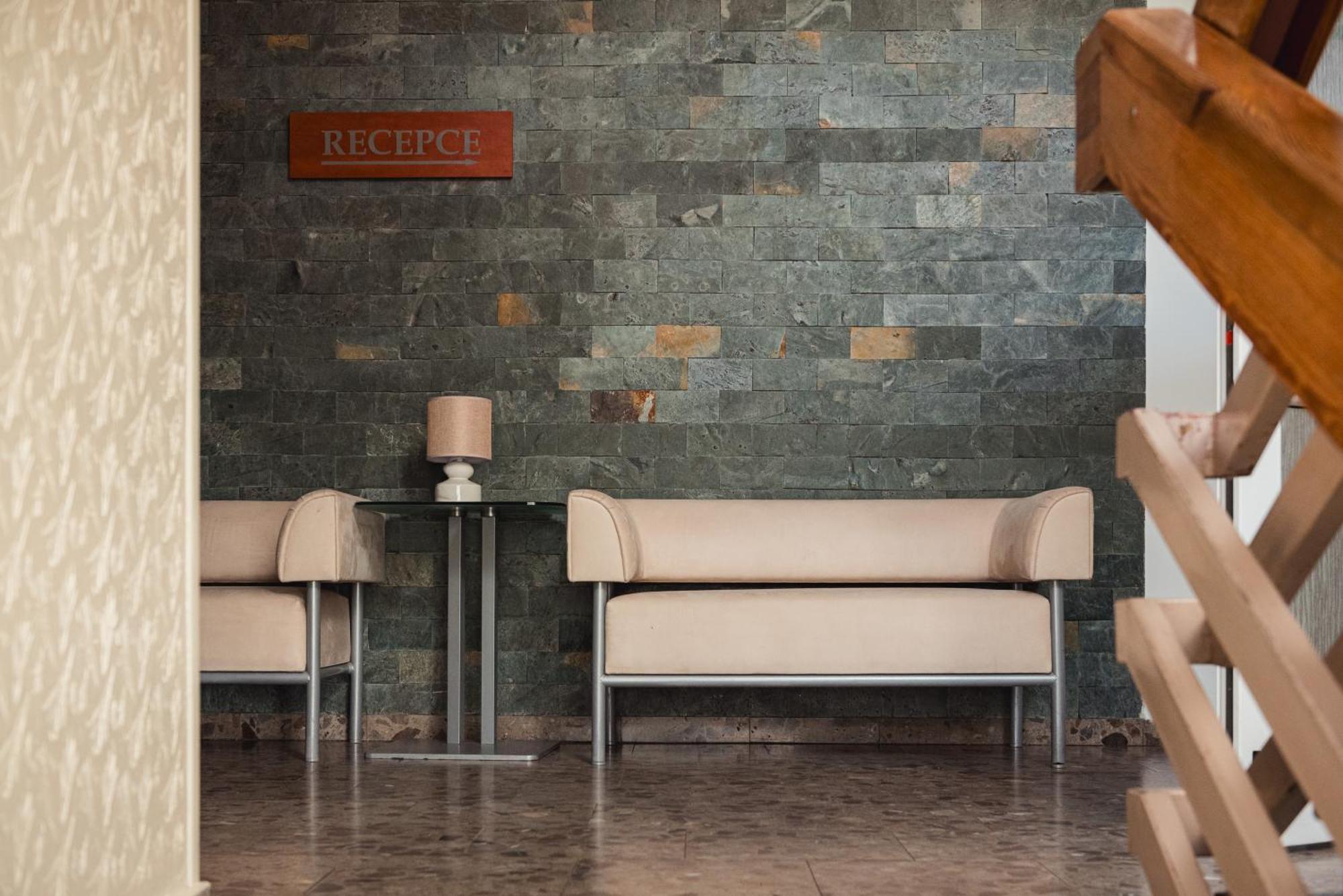 Hotel Agri Sobesice Exteriér fotografie